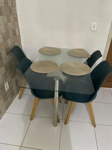 Vende-se mesa de vidro! 