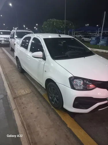 Toyota Etios X Sedan 1.5 Flex 16V 4P Mec. 2020