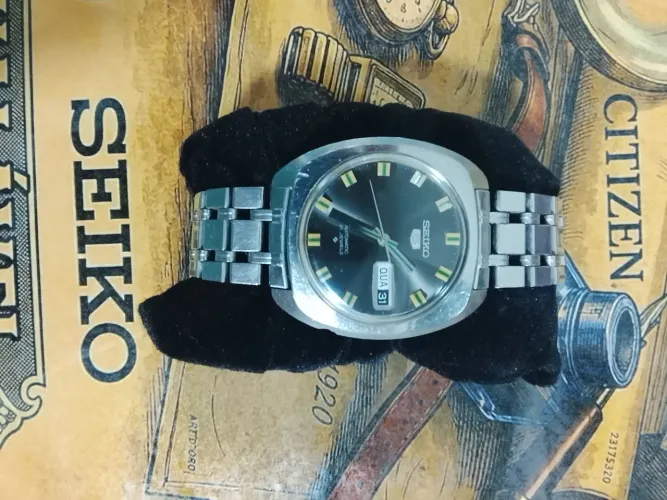 Seiko 5 automático detalhes se m verde e amarelo 