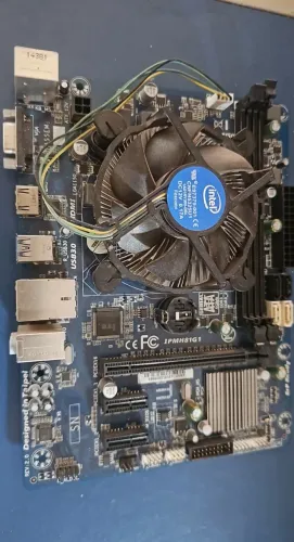 Placa Mãe PCWare IPMH81G1 (LGA 1150) Intel H81 - Aceito proposta