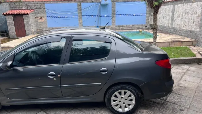 Peugeot 207 Sedan Passion XS 1.6 Flex 16V 4P 2010