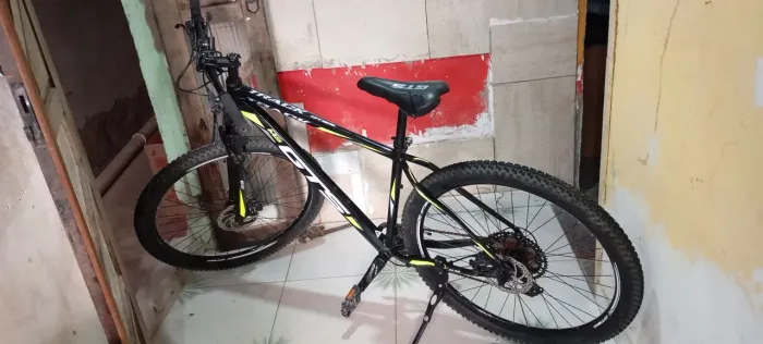 Bicicleta aro 29, freio hidráulico, alumínio