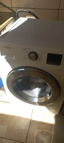 LAVADORA SAMSUNG ECO BUBBLE 10 kg (para retirada de pe<br>R$)800,00<br>Para retirada de peças.