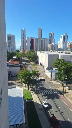 Locação em Boa Viagem: Apartamento Mobiliado, Espaçoso e Pronto para Morar!
