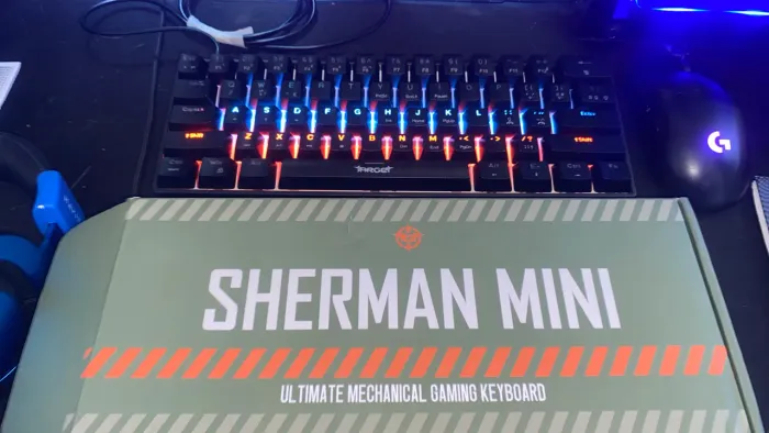 TECLADO MECÂNICO GAMER - SHERMAN MINI