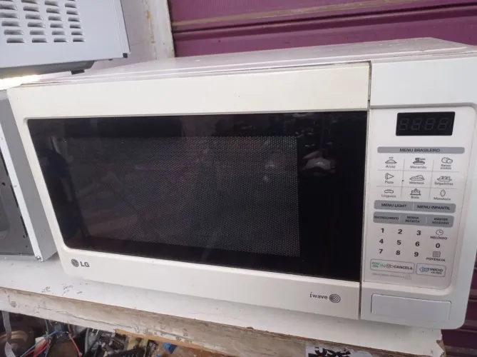 Microondas LG 30 litros