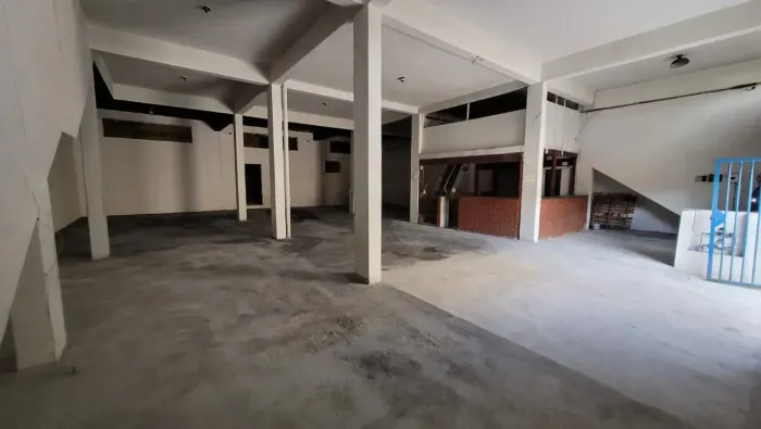 Imóvel para aluguel possui 300 metros quadrados em São Francisco - Belo Horizonte - MG