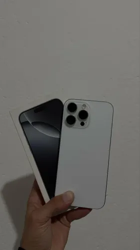 IPHONE 16 PRO MAX 256GB 86%