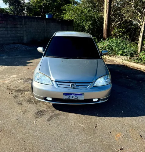 Honda Civic Sedan LX 1.7 16V 115cv Mec. 4P 2002