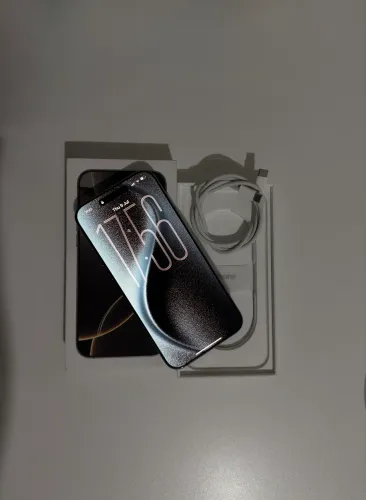 iPhone 16 Pro Max 256GB Natural Titanium