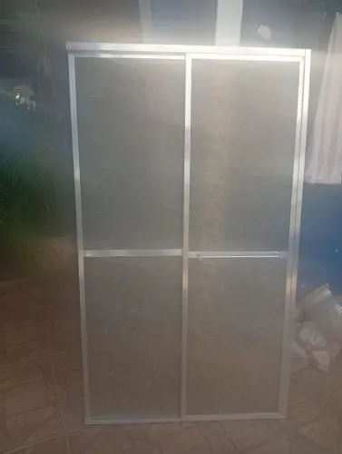 BOX EM ALUMÍNIO