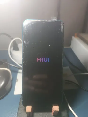 Vendo celular Redmi 9A Usado em bom estado 2GB RAM 32GB Armazenamento
