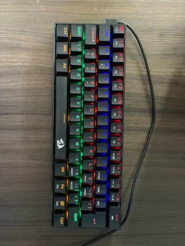 Kit Gamer Redragon - Teclado Mecânico + Mouse RGB