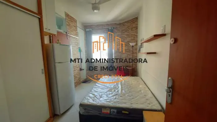 RESIDENCIAL / PORT 24 H