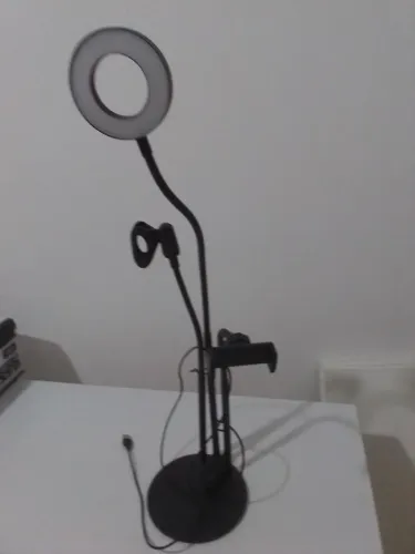 Roupas modas e artesanatos 