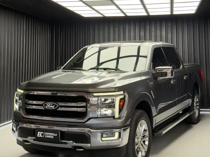 Ford F-150 Lariat Black 4X4 5.0 V8 2024