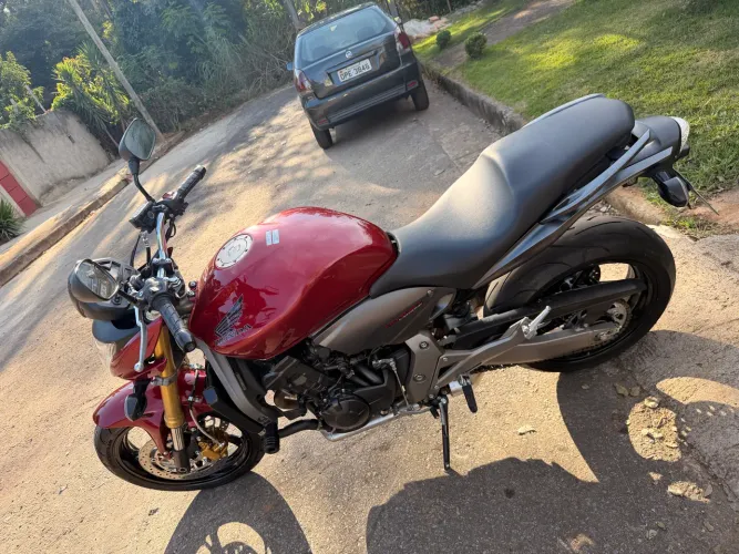 Hornet 600c zera toda cromada 