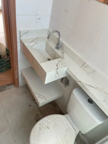 Pia em porcelanato