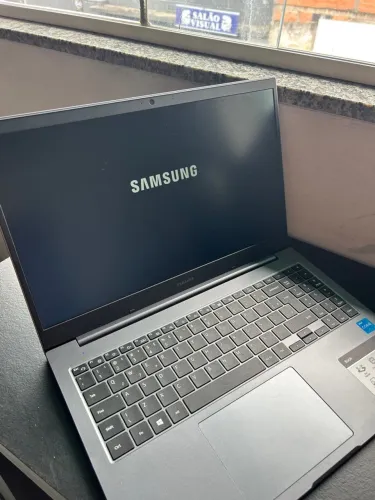 Notebook Samsung Core i3 1TB