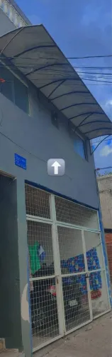 Alugo casa 03 cômodos p até 02 pessoas adultas