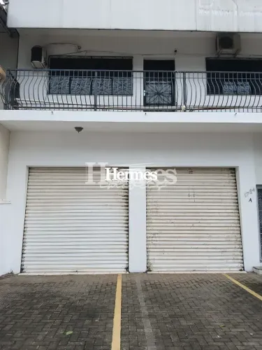 Loja Comercial Ampla para Locação no Centro de Paulínia, São Paulo, em Excelente