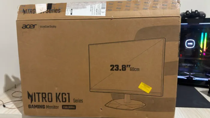 Vendo monitor 23.8P 180hz Acer nitro
