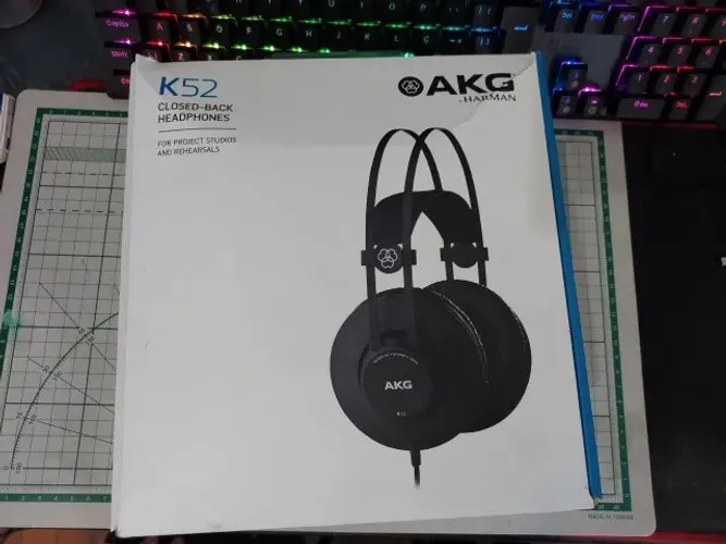 Fone AKG- K52 