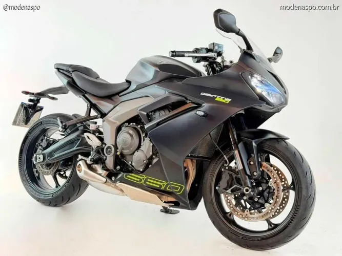 TRIUMPH DAYTONA 660 2025