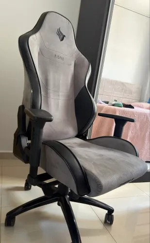 Cadeira Gamer Pichau Omega S Cinza - Espuma Moldada + Braço 3D
