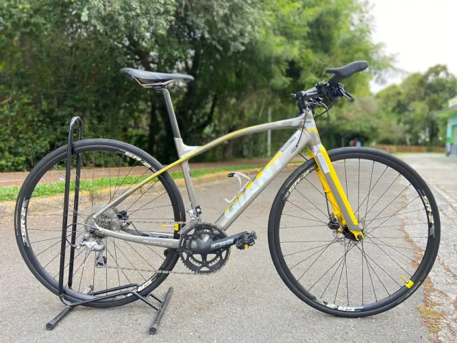 Bicicleta GIANT Fastroad 700 Tam S Alumínio 