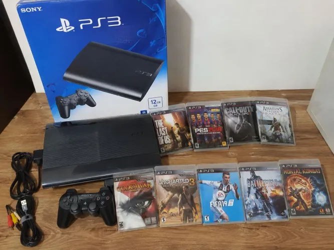Ps3 super slim + vários jogos tops