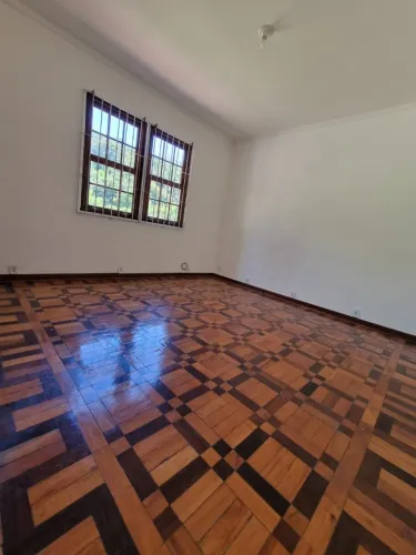 Loja / sala para locação em Itaipava