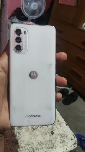 MOTO G52