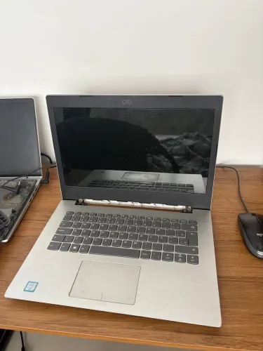 Notebook Lenovo i3-6006U - 8GB RAM - 240GB SSD