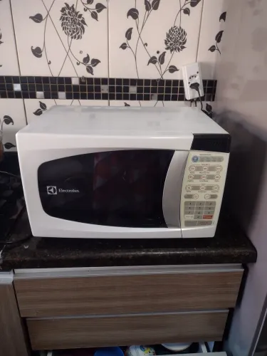 Micro ondas Eletrolux 