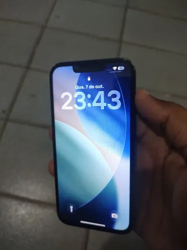 iPhone 13