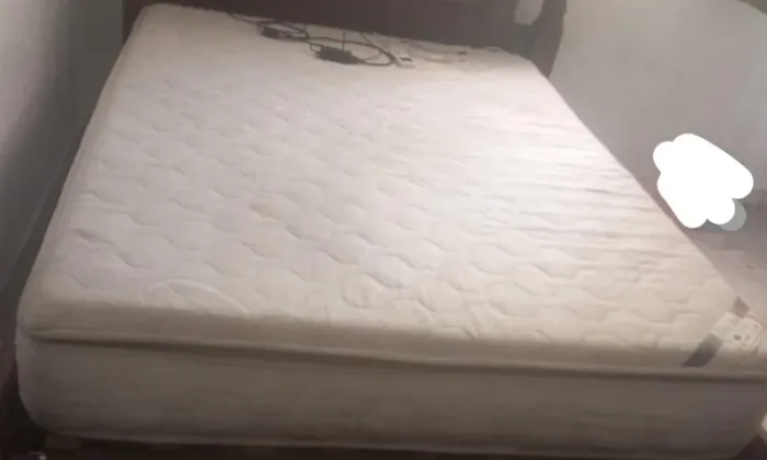 Colchão casal eletrônico de massagem ortopédico. Negociável!
