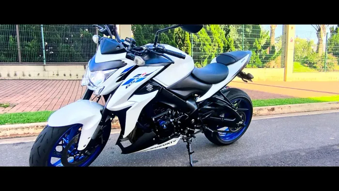 Suzuki GSX - S1000 2021
