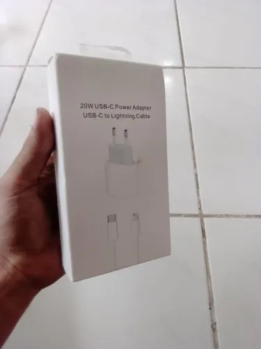 CARREGADOR IPHONE 20W USB - C Fonte + Cabo Lightning