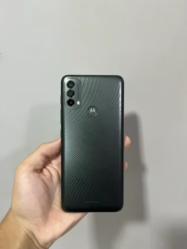 Smartphone Motorola Moto E40 64GB 4GB RAM Câmera Tripla Selfie 8MP 6.5 Grafite