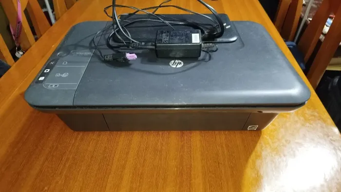 ? HP DeskJet 2050 Multifuncional - Imprime e Escaneia
