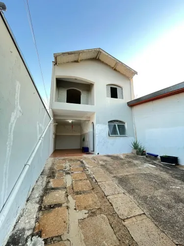Sobrado amplo para locação no Cecap Piracicaba-SP