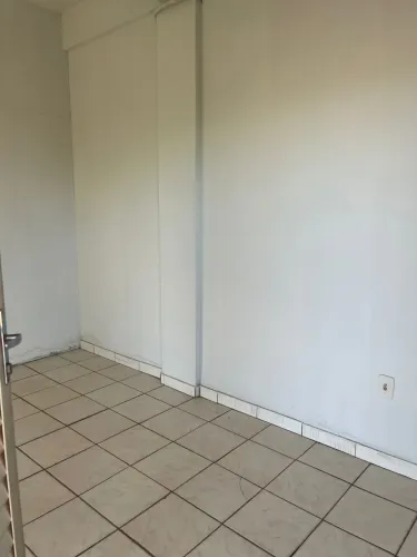 Alugo Apartamento no Aureny 3