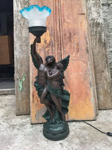 Luminária antiga