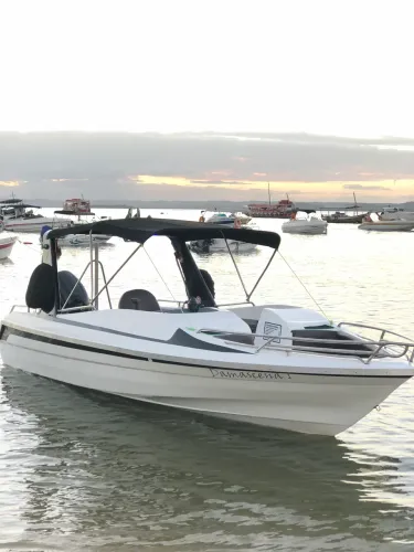 LANCHA CORAL 21 PÉS COM MOTOR SUZUKI 140HP 4T 