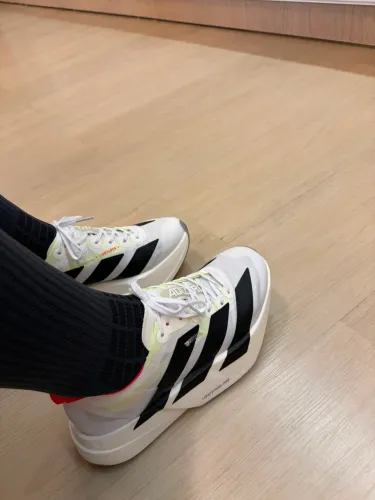 Tênis Adizero
