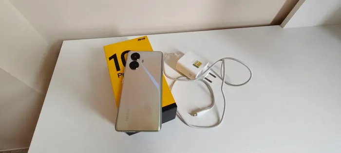 Realme 10 pro plus 5G 12/256GB novíssimo.