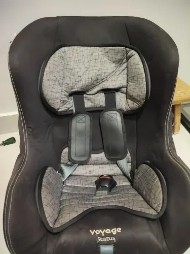 Cadeira de bebê para automóveis 