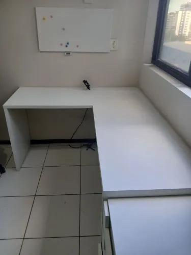 Mesa de escritório 1,60 x 1,35