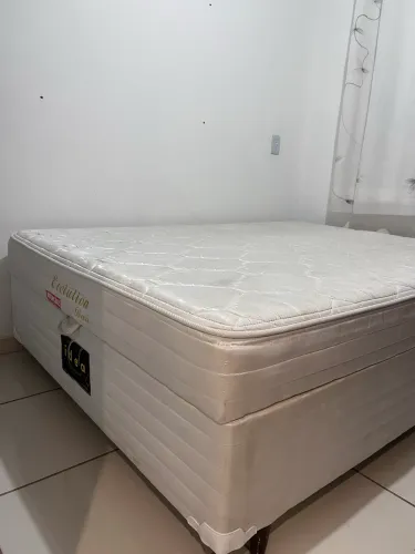 Cama box casal baú